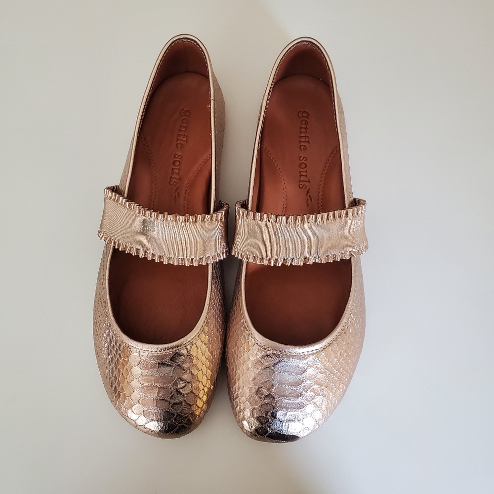 Gentle Souls Size 9 Gabby Mary Jane Flats